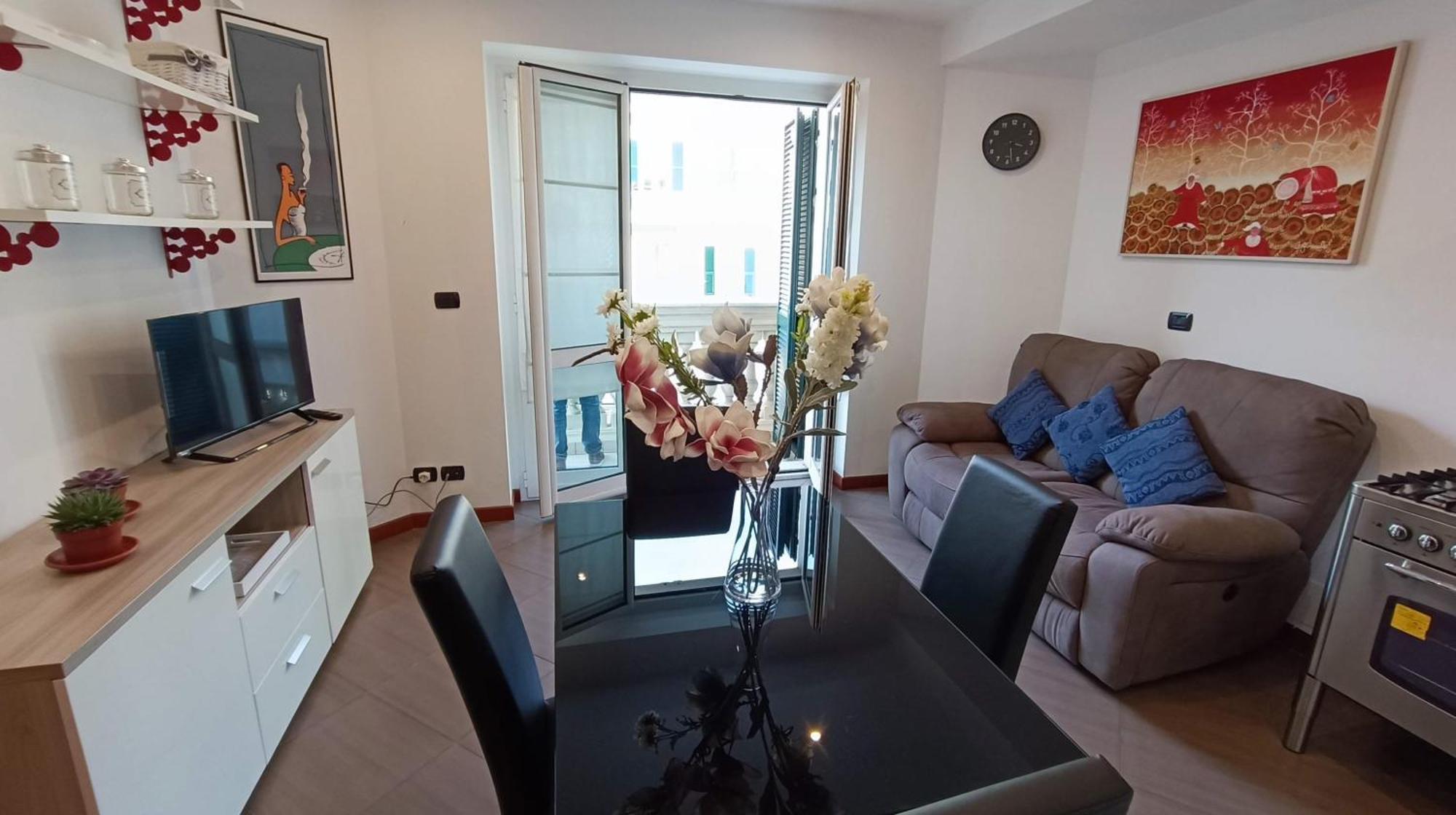 Carlo's Lf2.17-sanremo Centro-la Maison Del Corso-